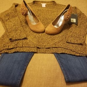 Sweater, Jean's, shoes